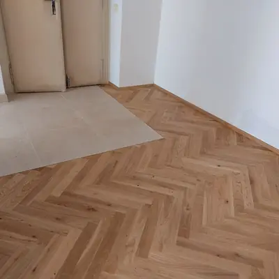 Stromeček Praha 2 – foto 3 z 7